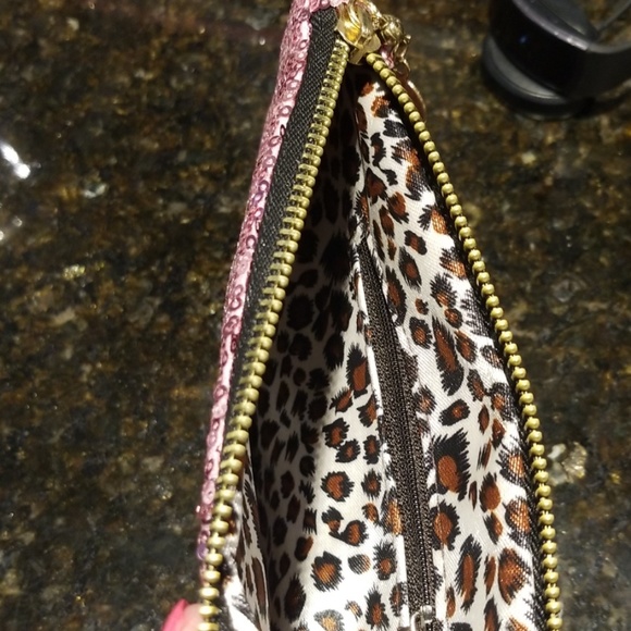 NEW Pink sequined cosmetic bag - Picture 2 of 5